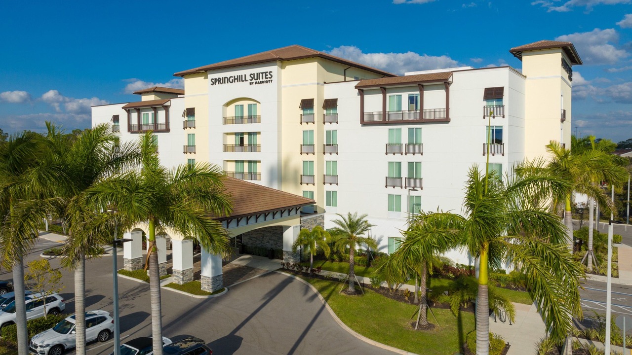 Photo of Outdoor in Estero