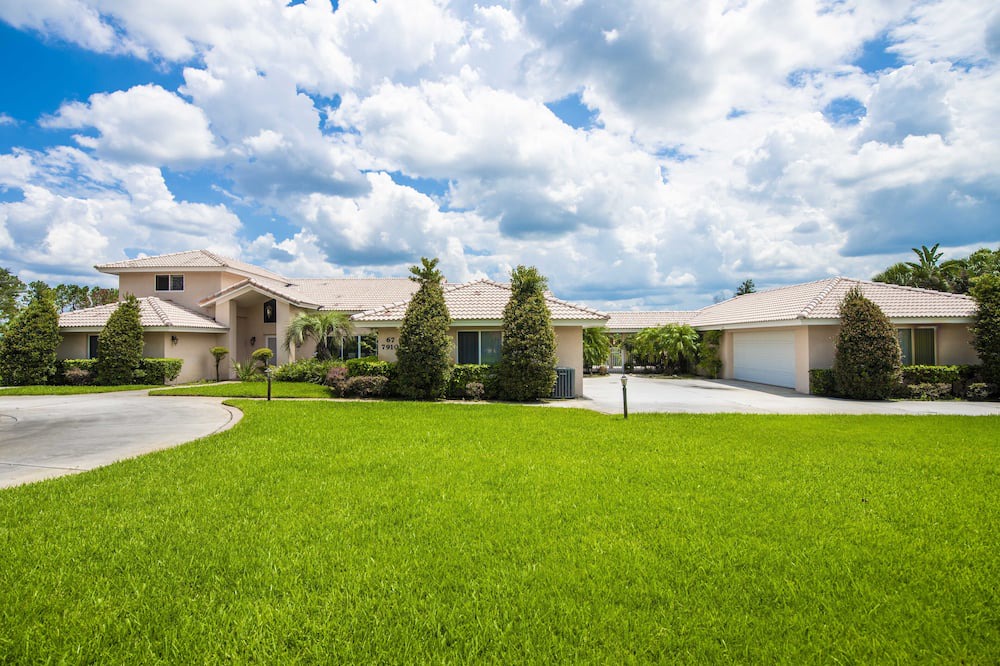 Photo of Outdoor in Groveland