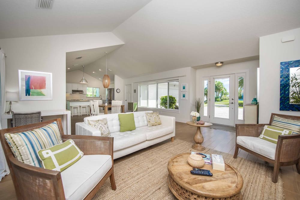 Photo of Livingroom in Clermont