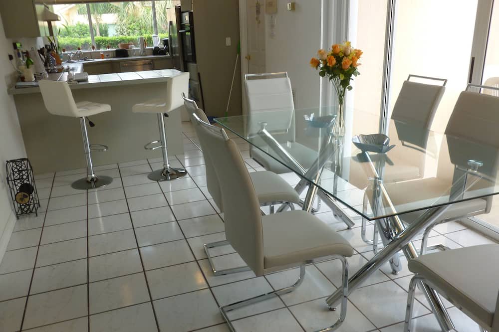 Photo of Livingroom in Clermont