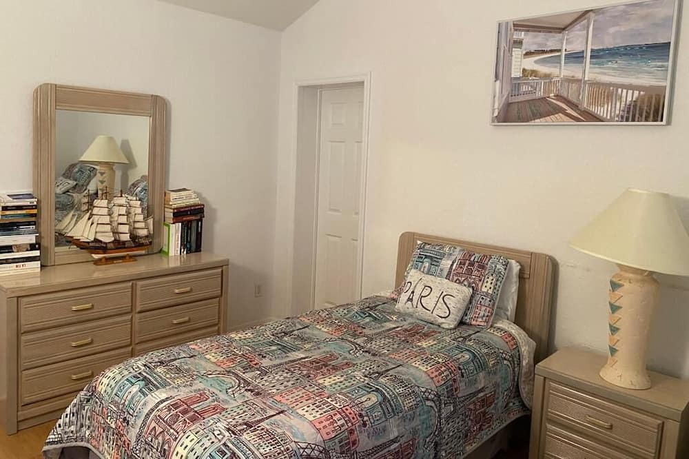 Photo of Bedroom in Clermont