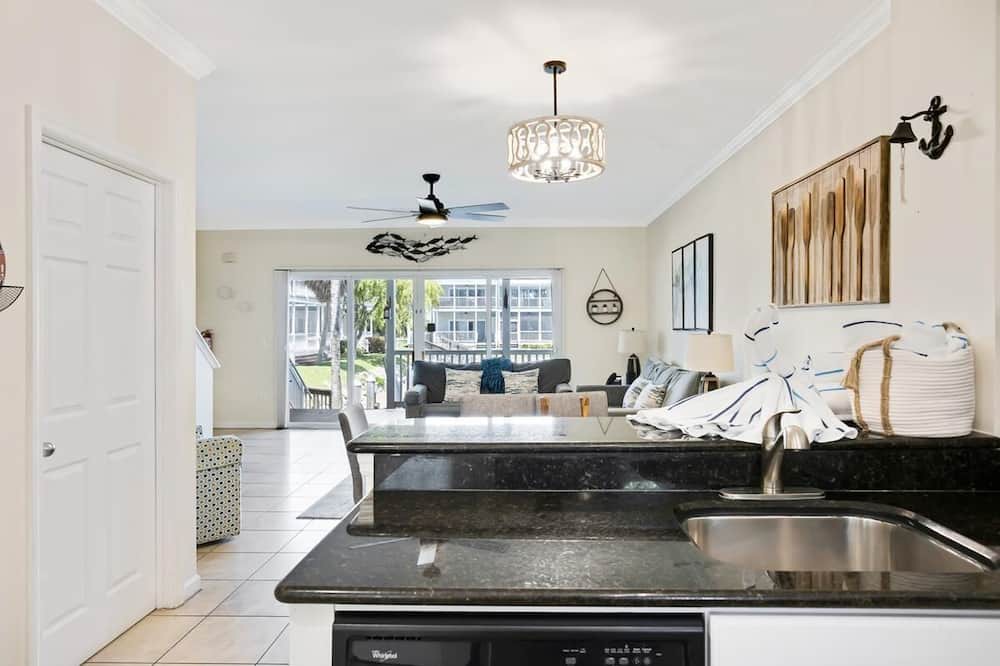 Photo of Kitchen in Marathon