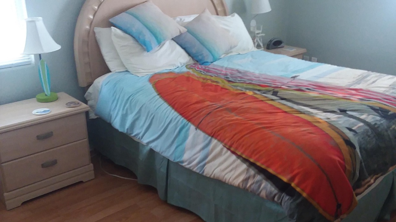 Photo of Bedroom in Golden Beach