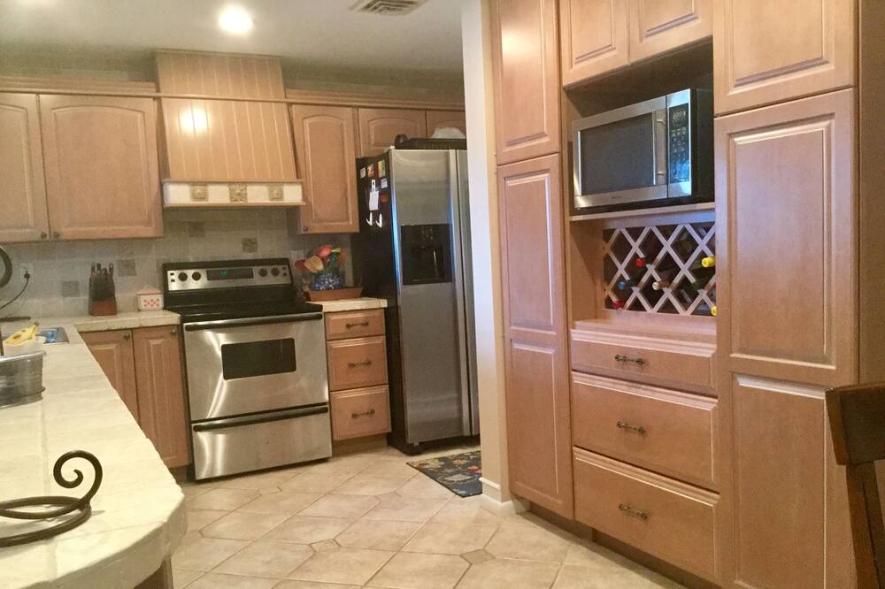 Photo of Kitchen in Englewood