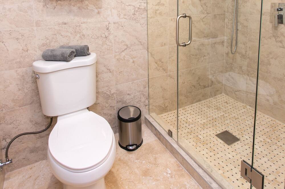Photo of Bathroom in Dania Beach