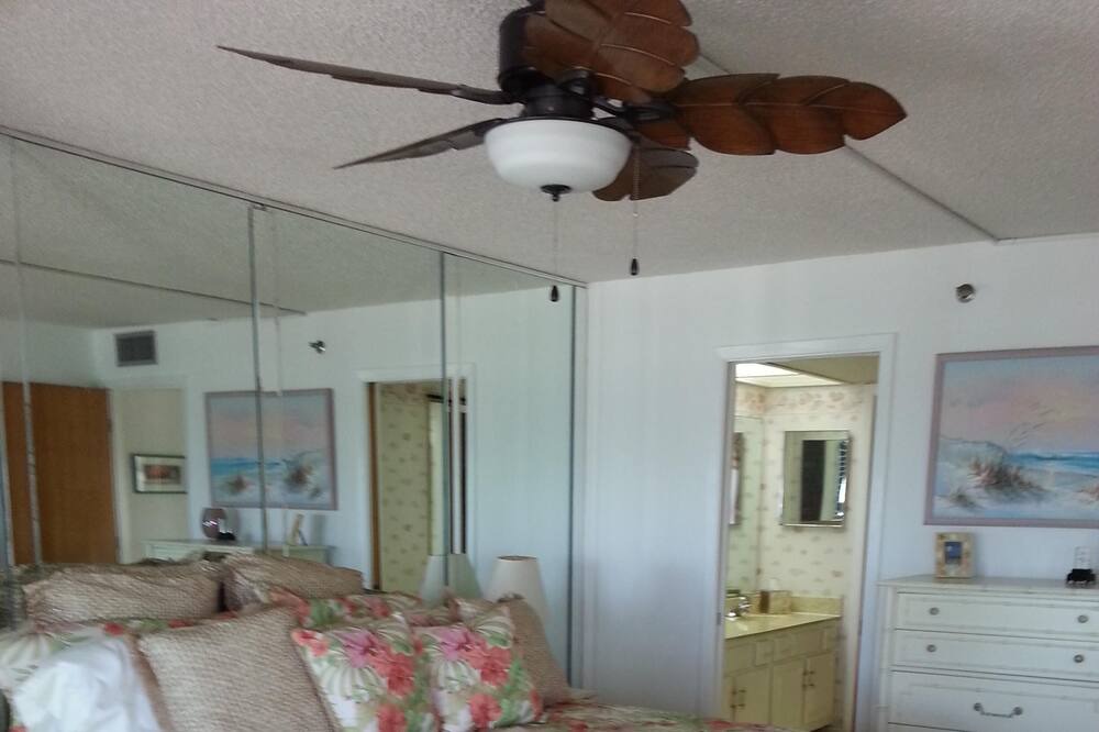 Photo of Bedroom in Indian Rocks Beach