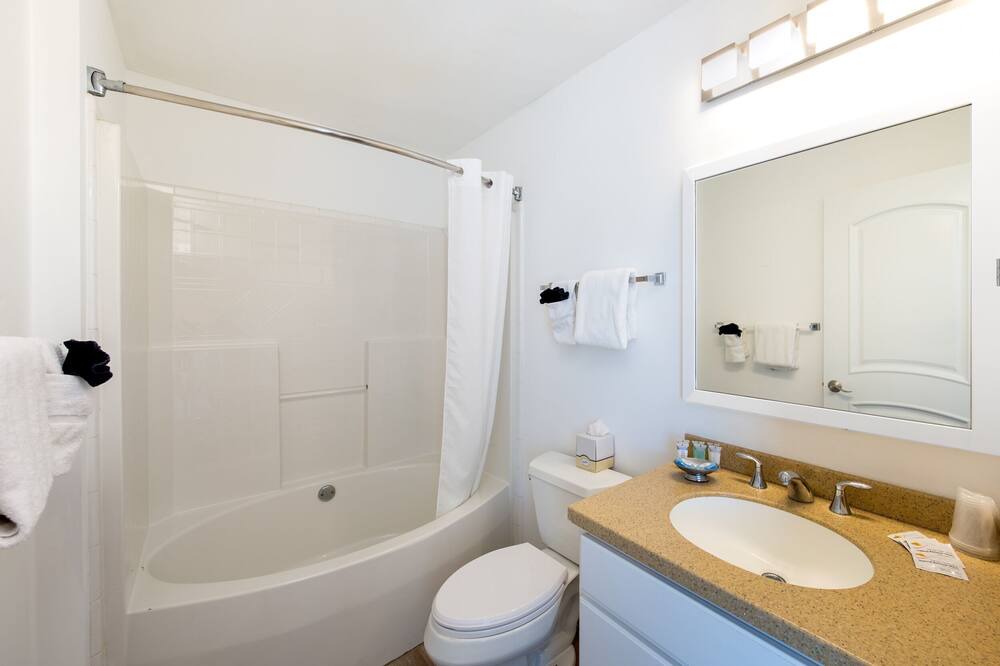 Photo of Bathroom in Long Key