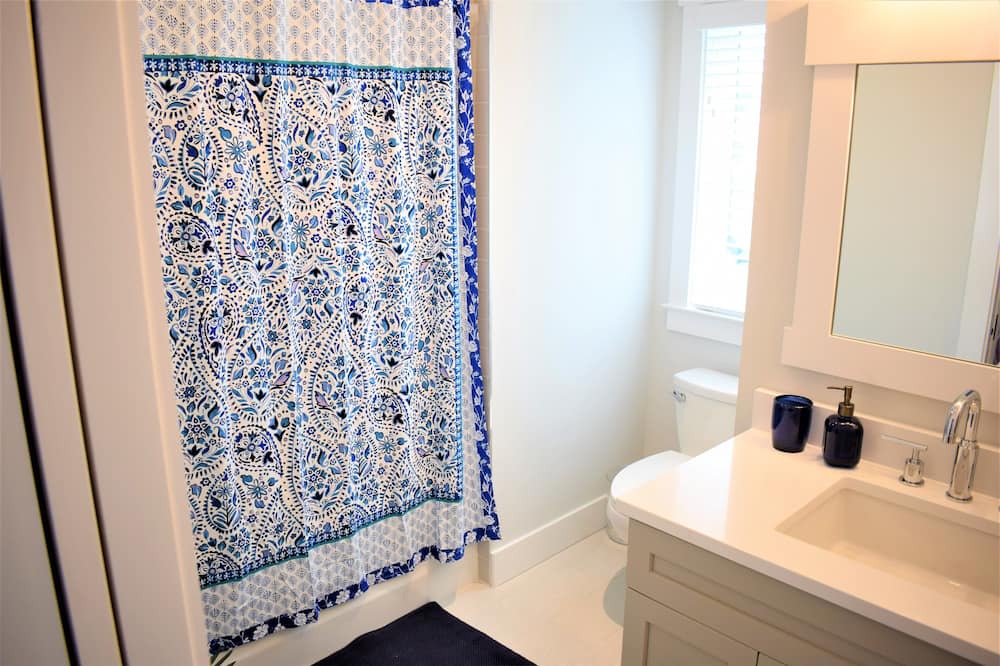Photo of Bathroom in Palmetto Bluff