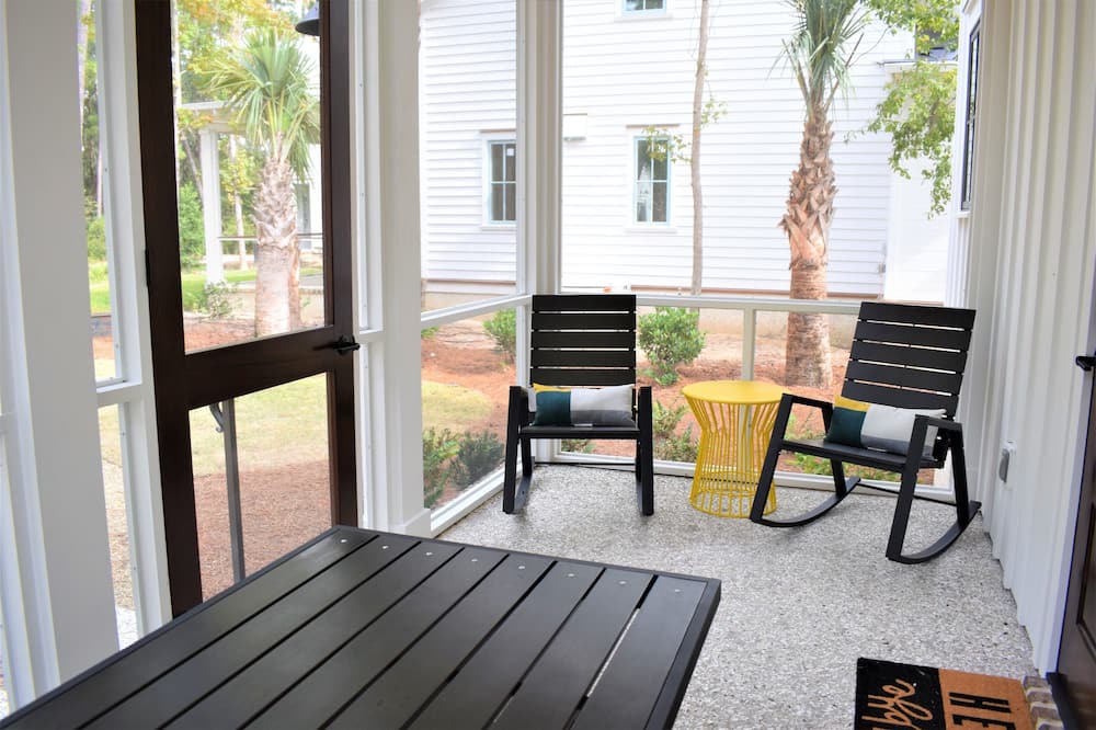 Photo of Patio Balcony in Palmetto Bluff