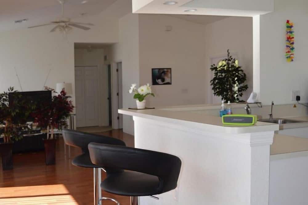 Photo of Livingroom in Joel