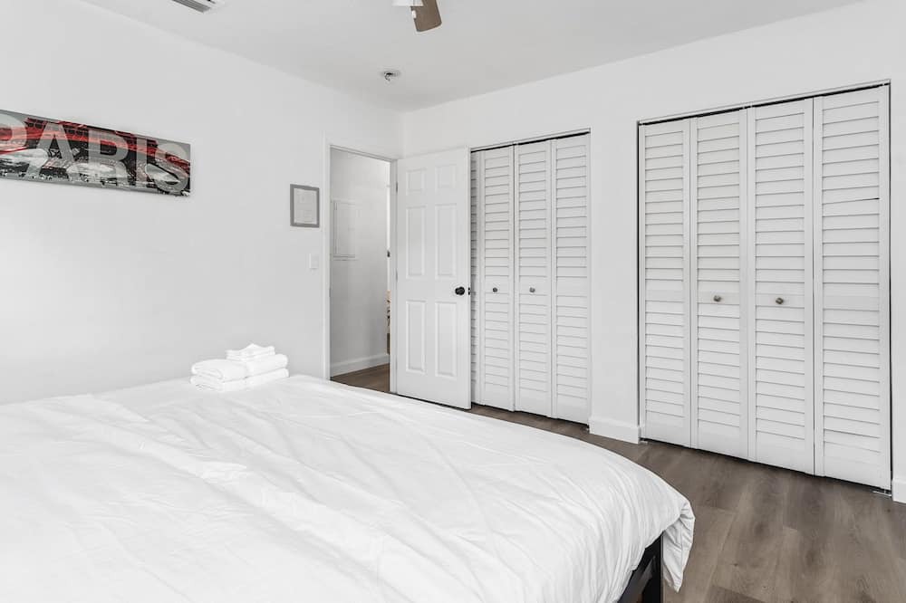 Photo of Bedroom in Edgewood