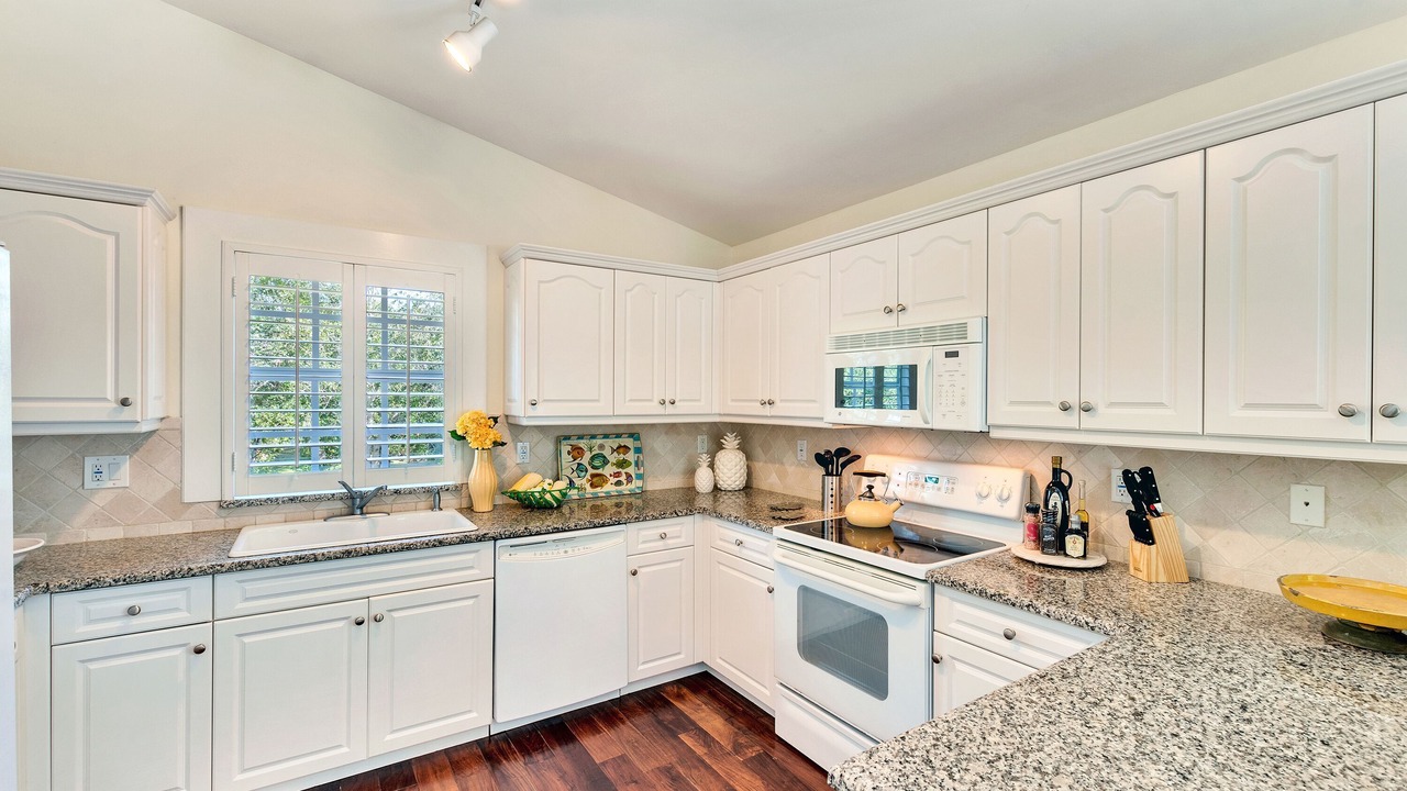 Photo of Kitchen in East Naples