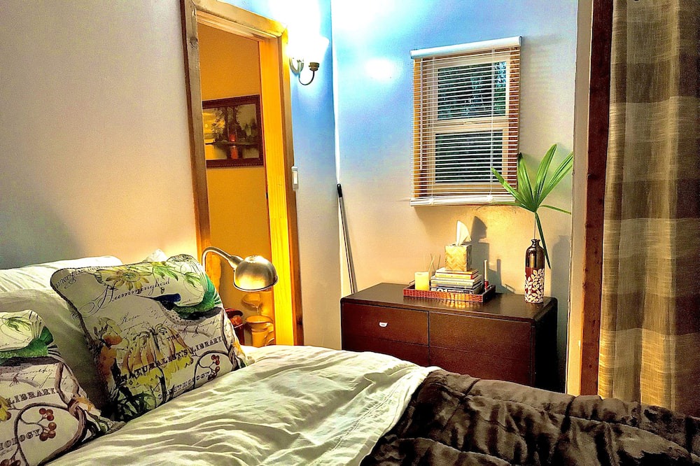Photo of Bedroom in Palatka