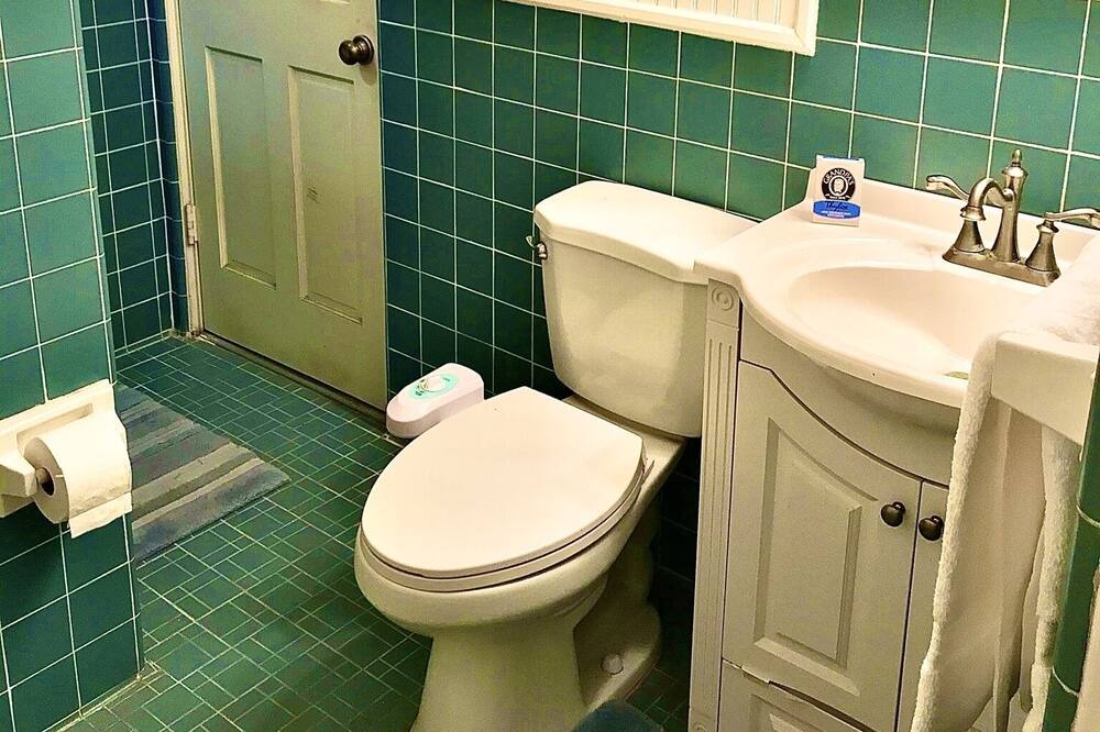Photo of Bathroom in Palatka