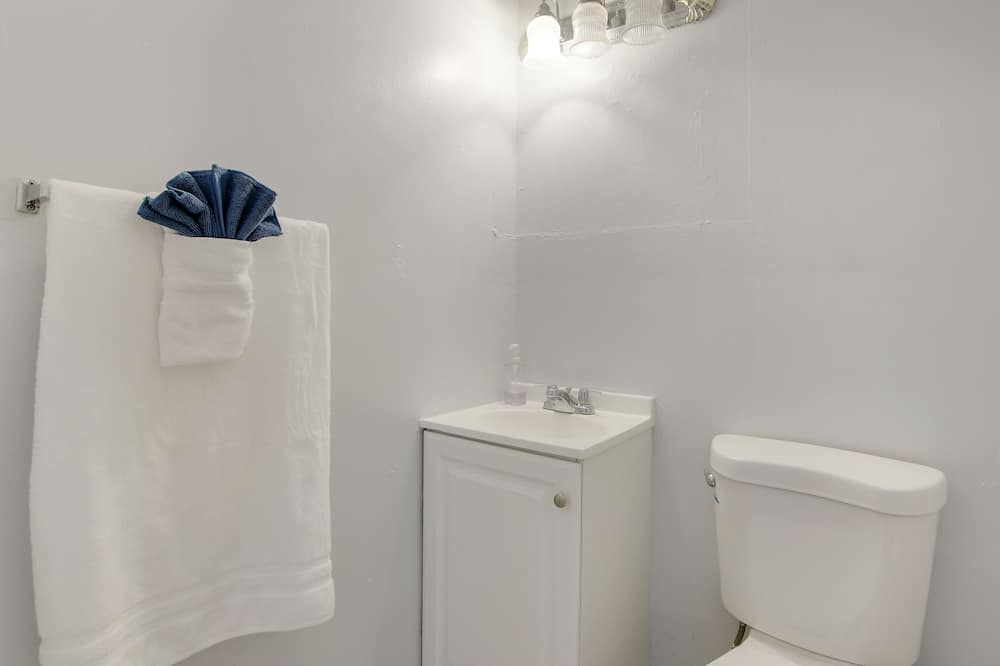 Photo of Bathroom in Florida North Atlantic Coast