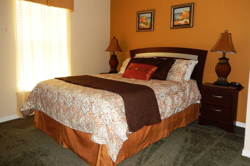Photo of Bedroom in Sandy Ridge