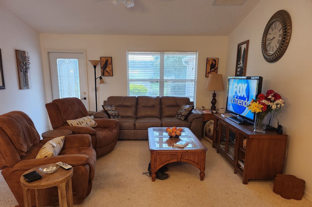 Photo of Livingroom in Duval