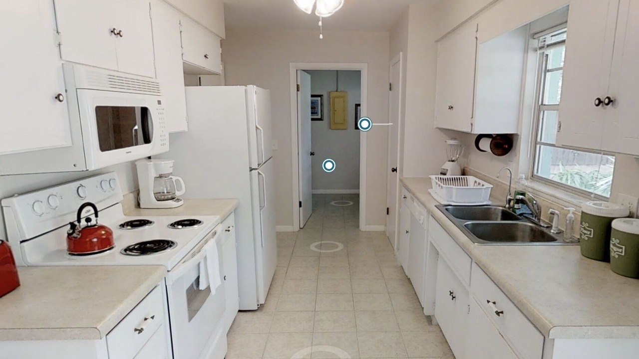 Photo of Kitchen in Cypress Gardens