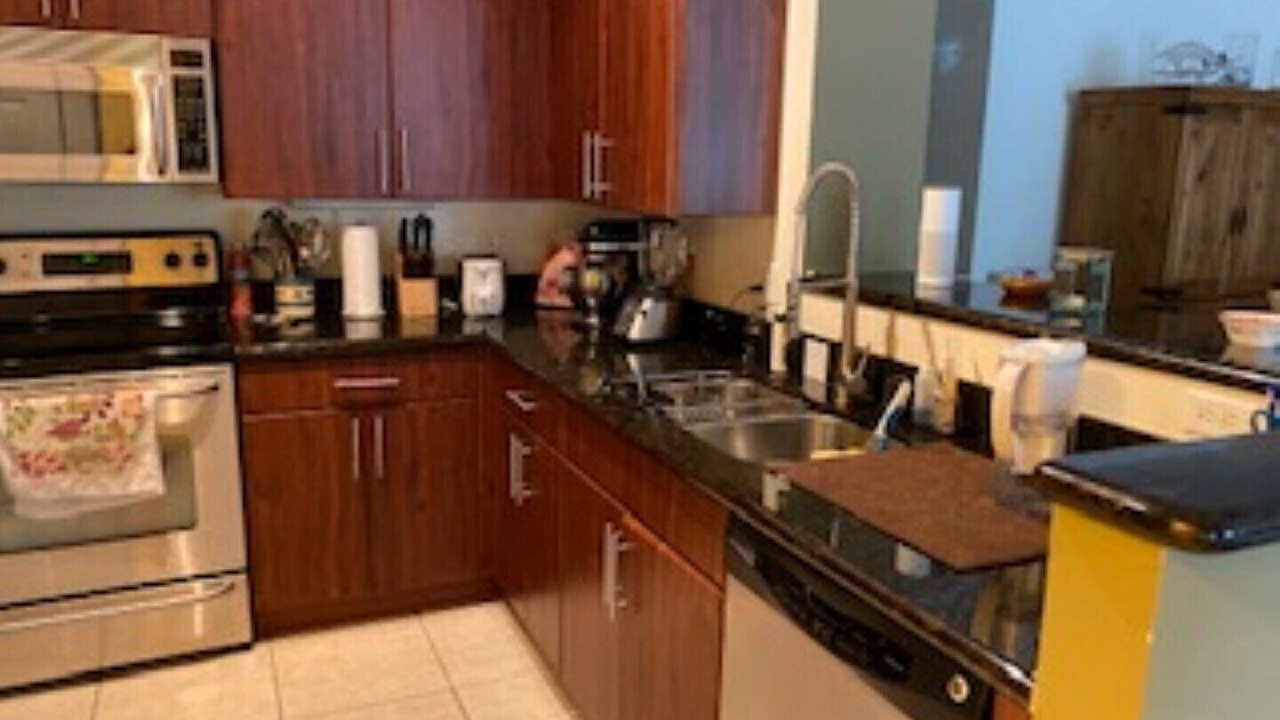 Photo of Kitchen in Cypress Lakes