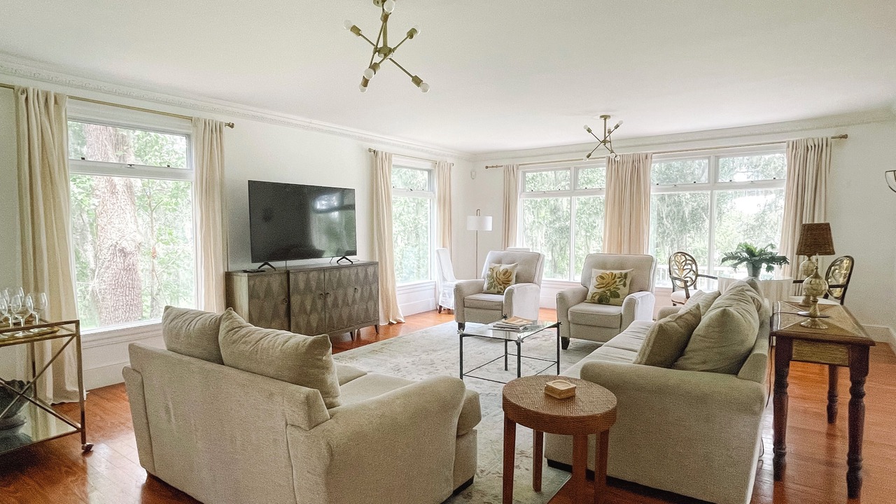 Photo of Livingroom in Lakeland