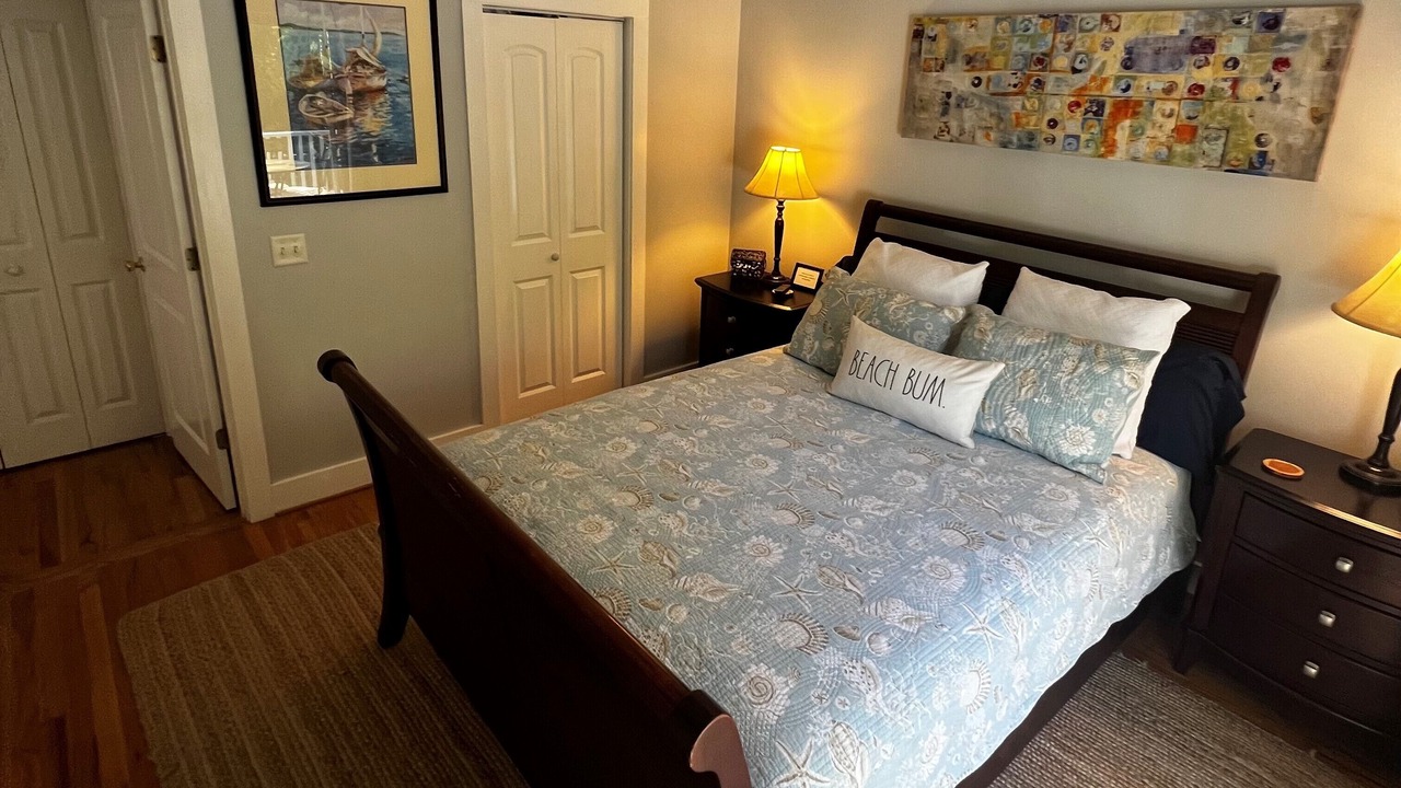 Photo of Bedroom in Tybee Island