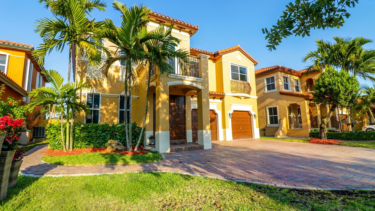 Photo of Outdoor in Tamiami