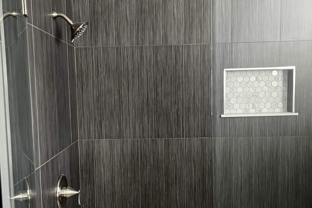 Photo of Bathroom in Calabay Parc