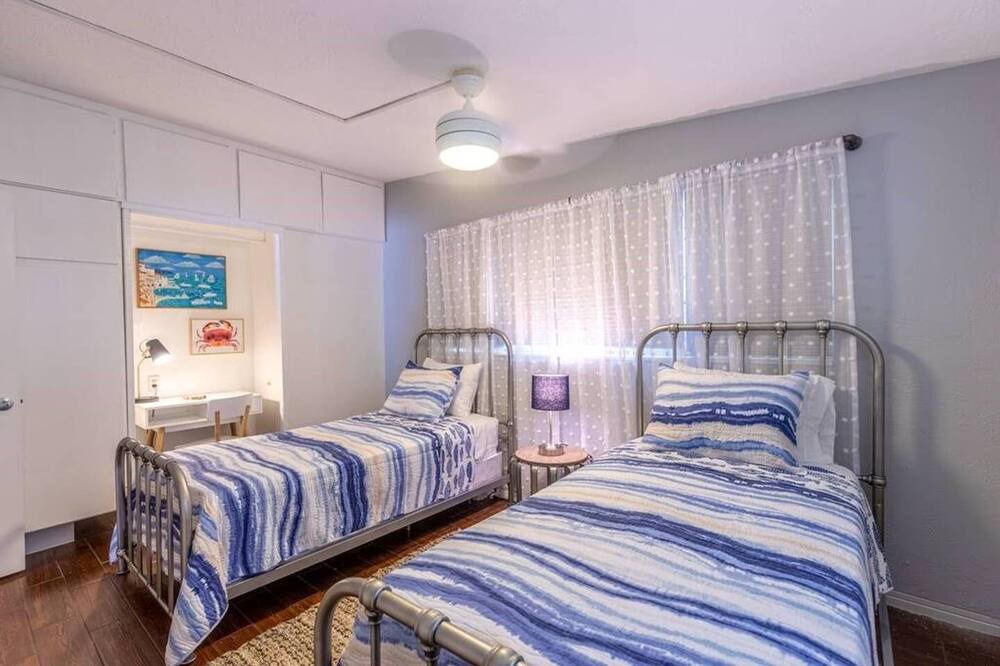 Photo of Bedroom in Redington Beach