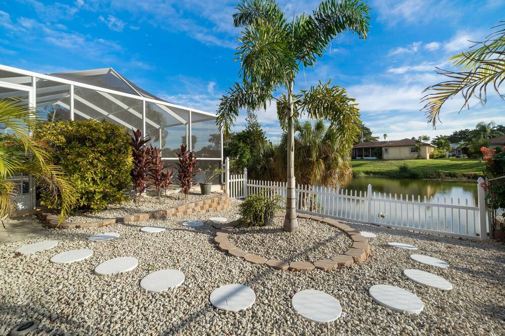 Photo of Outdoor in Venice Gardens
