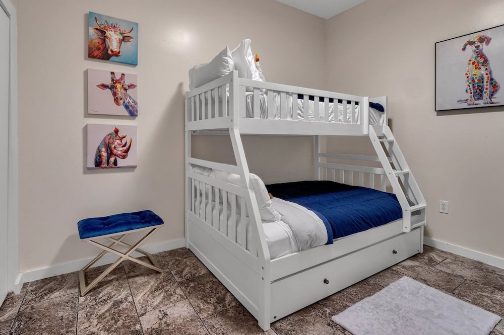 Photo of Bedroom in South Eola