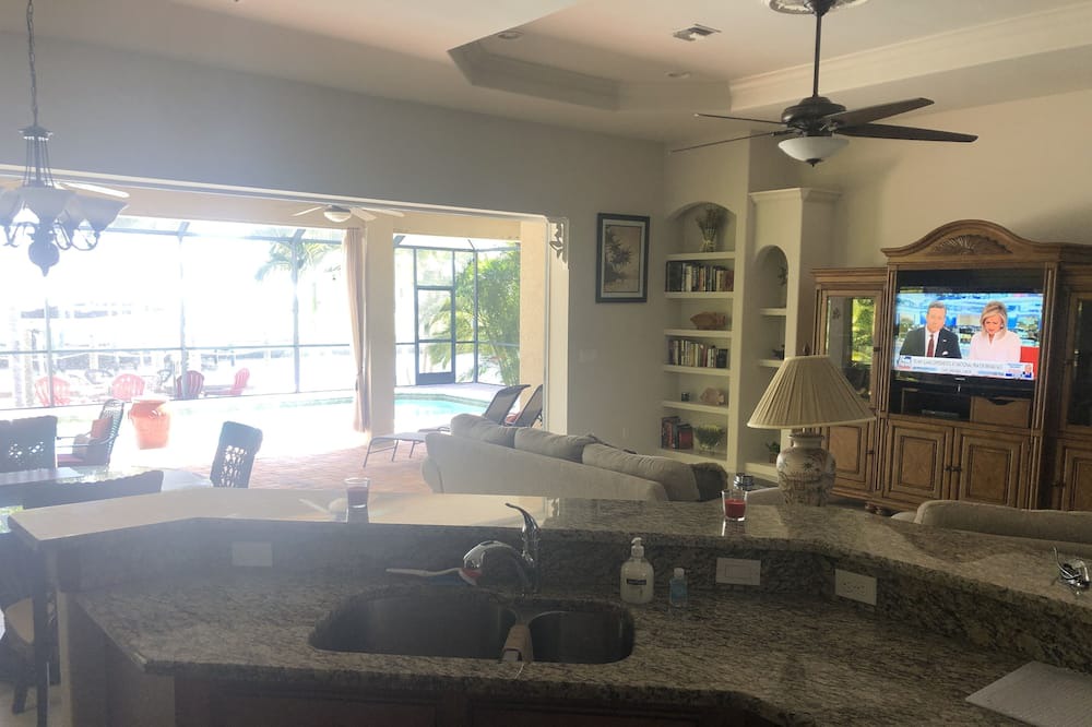 Photo of Kitchen in Fort Myers Shores