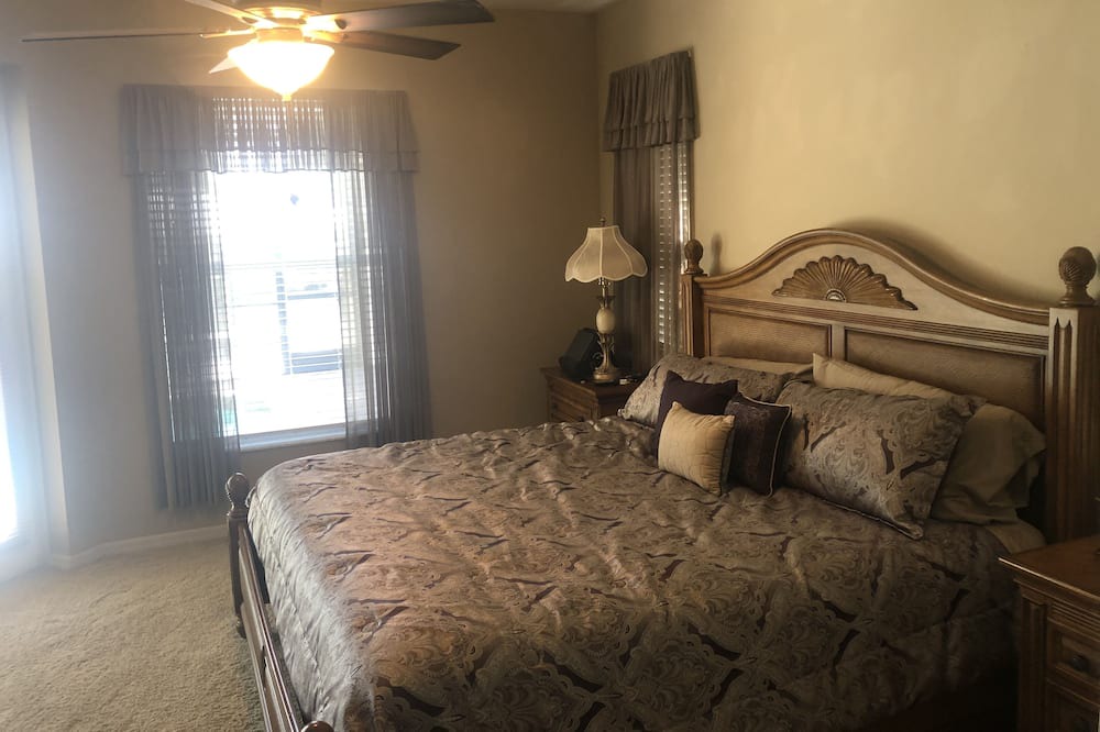 Photo of Bedroom in Fort Myers Shores