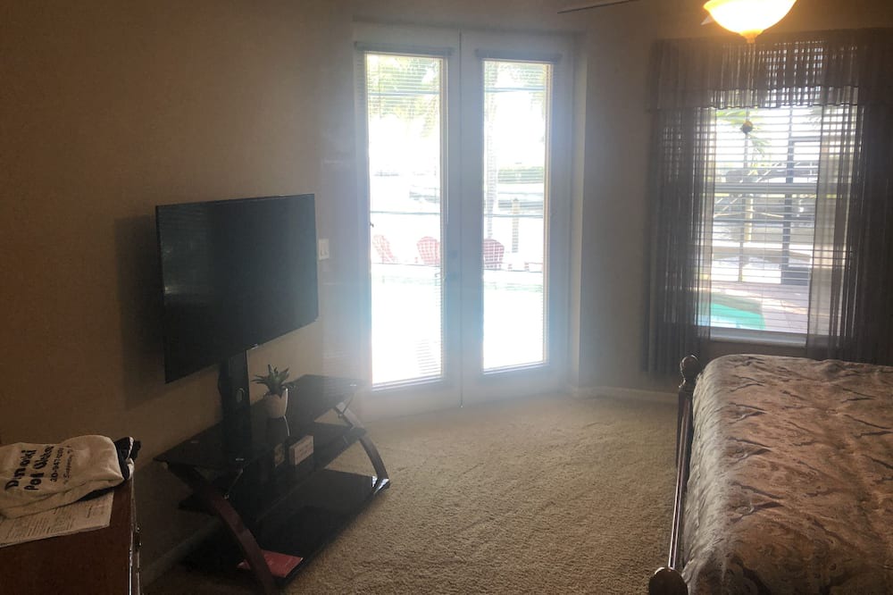 Photo of Bedroom in Fort Myers Shores
