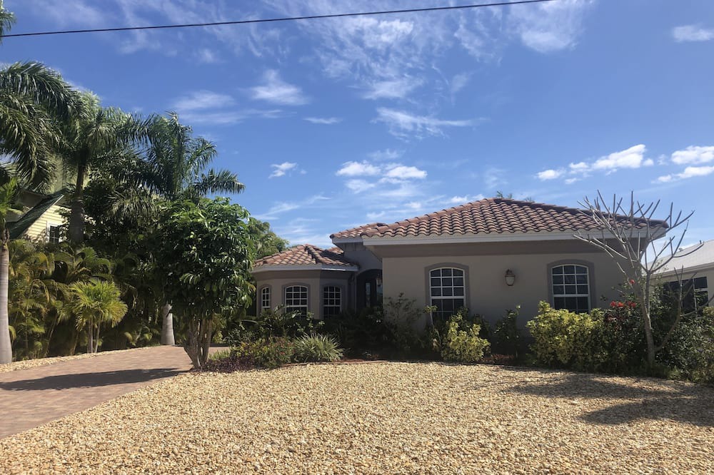 Photo of Outdoor in Fort Myers Shores