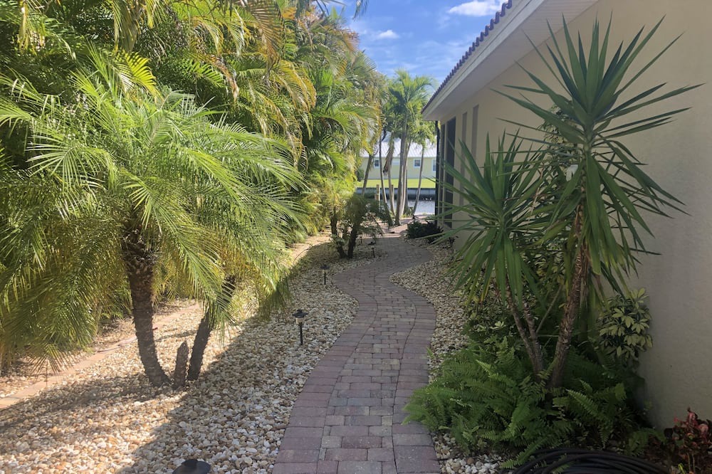 Photo of Outdoor in Fort Myers Shores