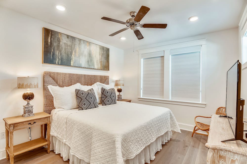 Photo of Bedroom in Santa Rosa Beach