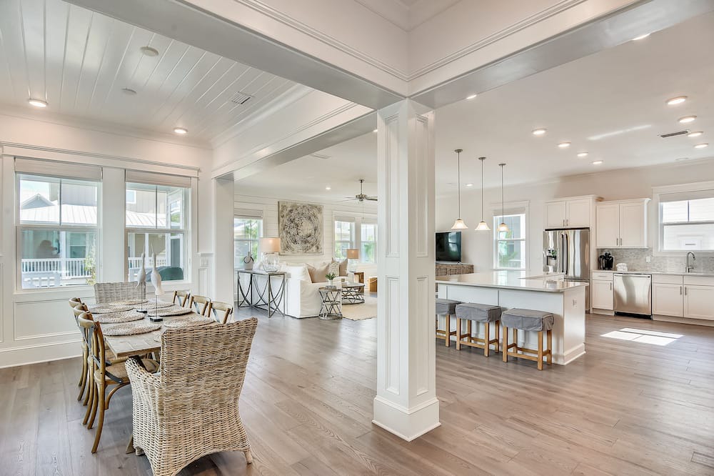 Photo of Livingroom in Santa Rosa Beach