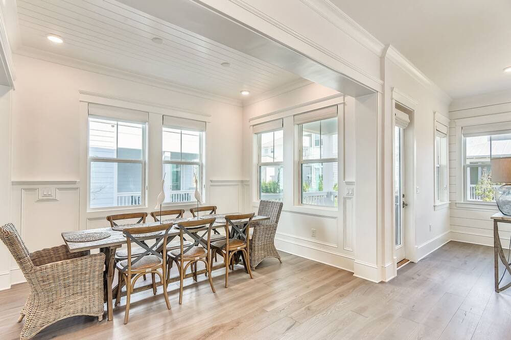 Photo of Livingroom in Santa Rosa Beach