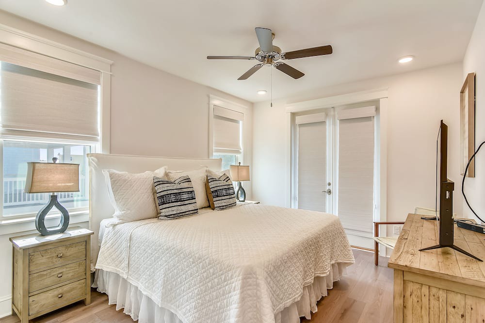 Photo of Bedroom in Santa Rosa Beach