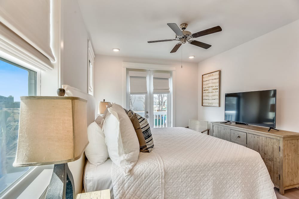 Photo of Bedroom in Santa Rosa Beach