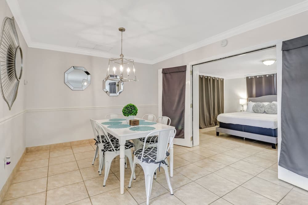 Photo of Bedroom in Palm River Estates