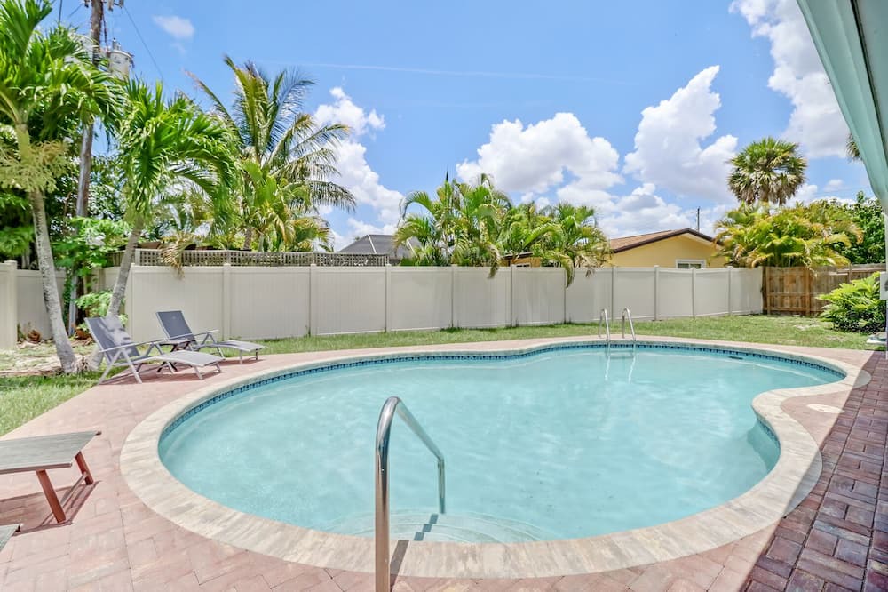 Photo of Others in Palm River Estates