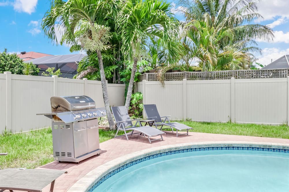 Photo of Outdoor in Palm River Estates