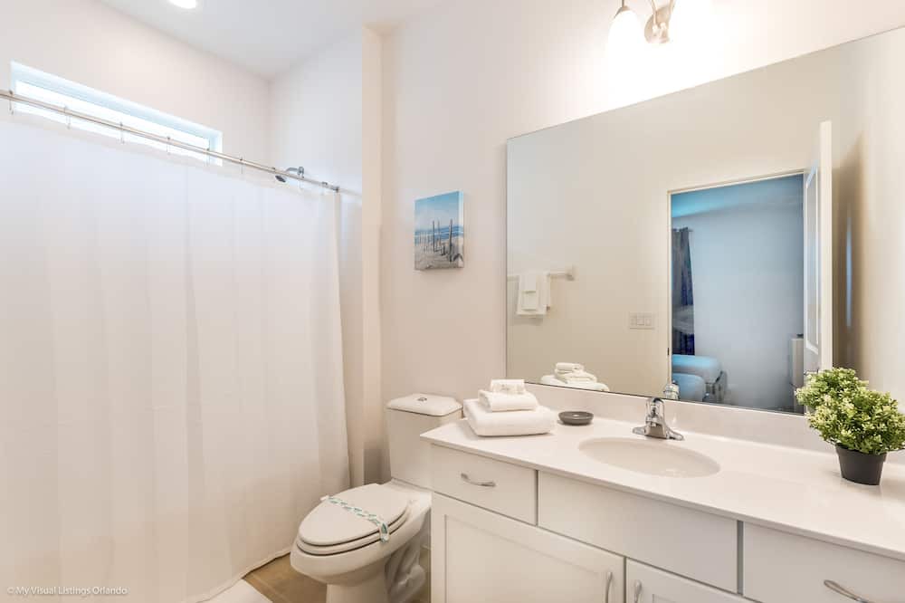 Photo of Bathroom in Kissimmee