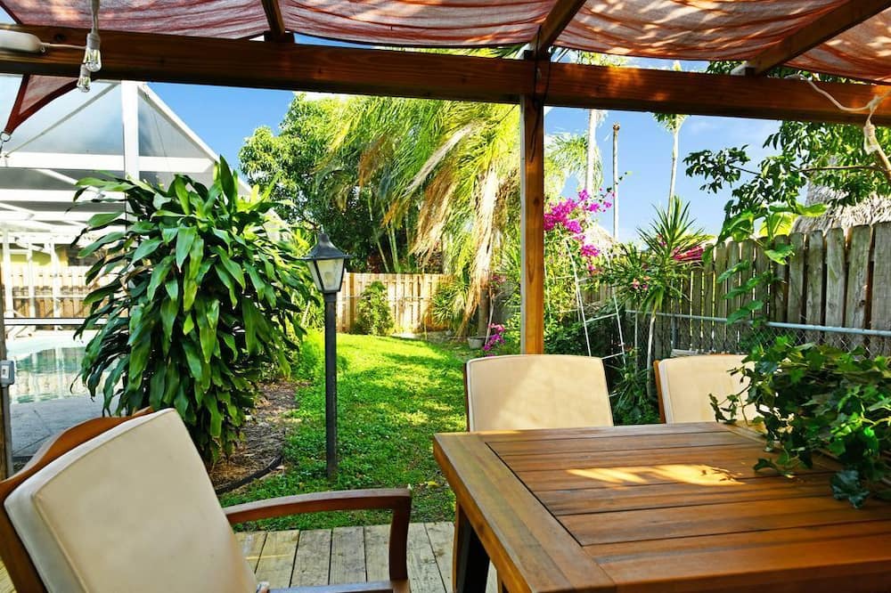 Photo of Patio Balcony in North Corals
