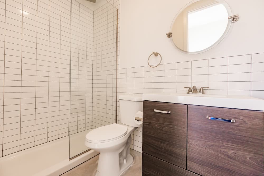 Photo of Bathroom in East Little Havana
