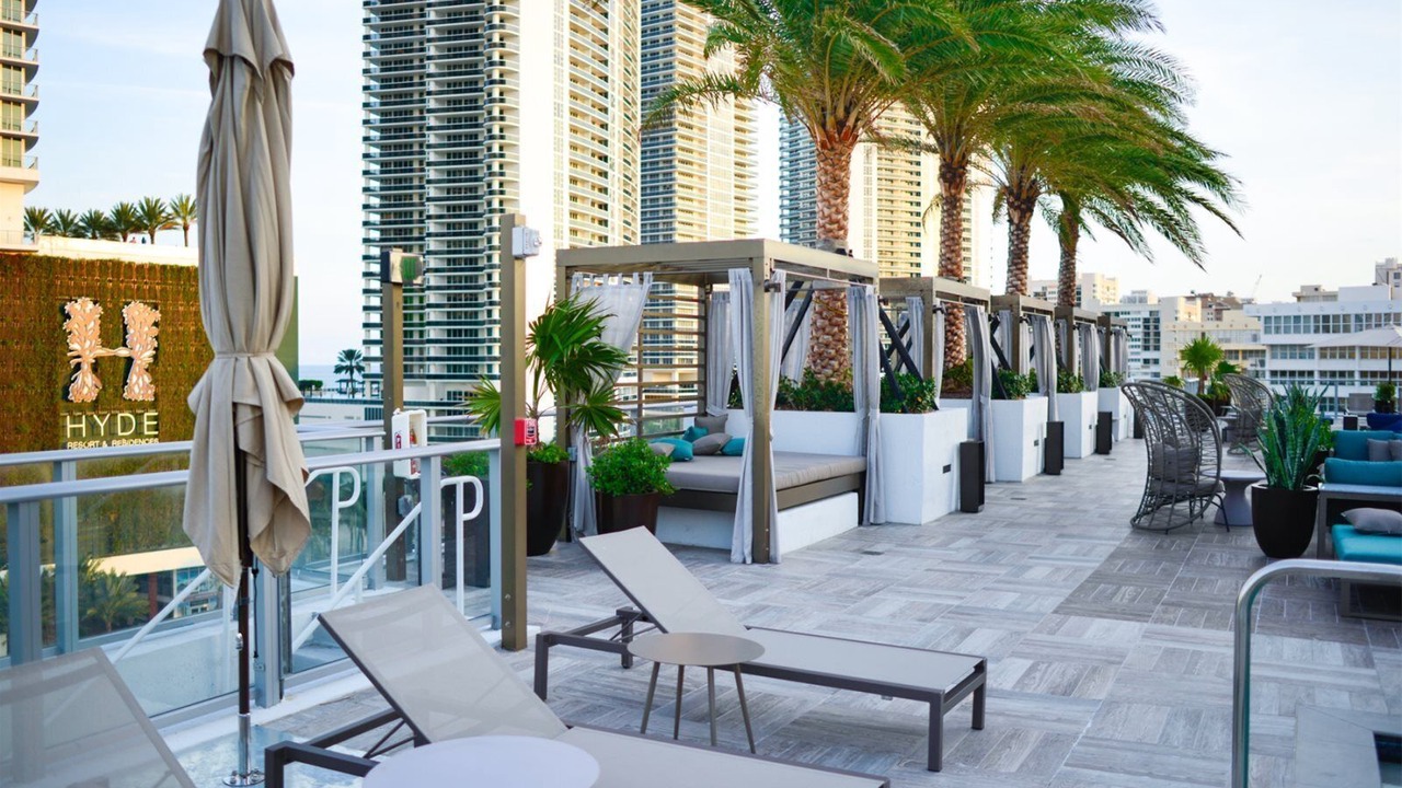 Photo of Outdoor in Hallandale Beach
