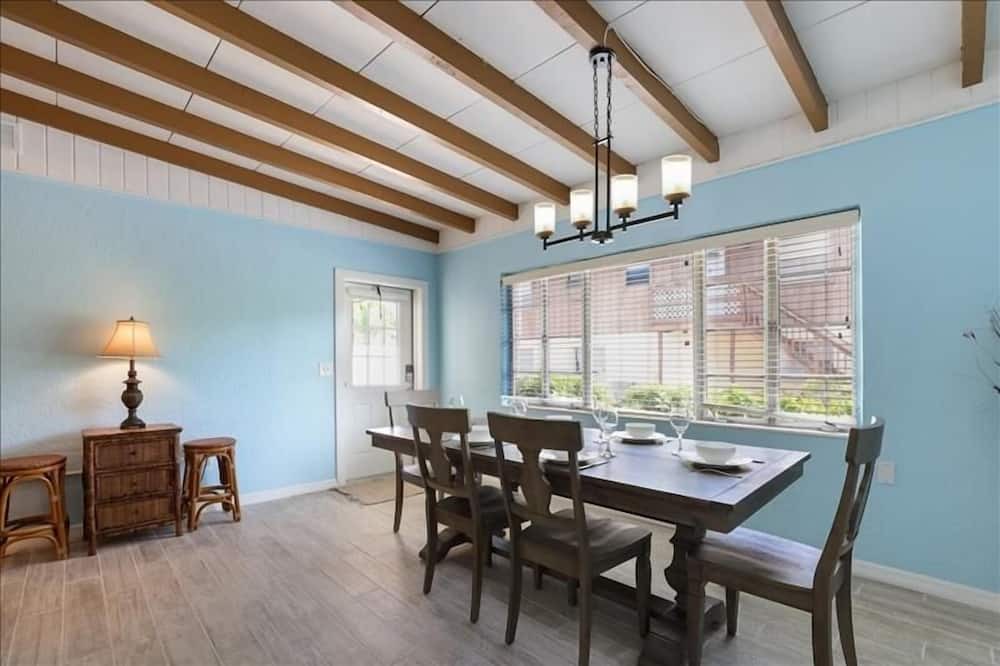 Photo of Livingroom in Anna Maria