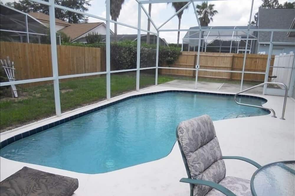 Photo of Outdoor in Lindfields