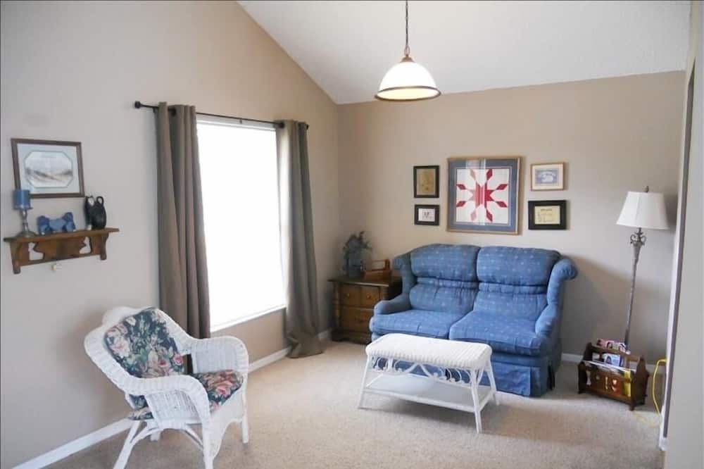 Photo of Bedroom in Lindfields
